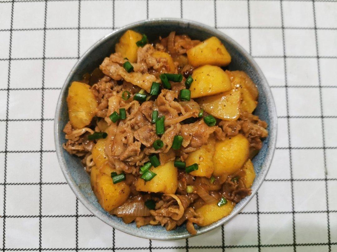 好吃到舔碗底的土豆肥牛拌饭