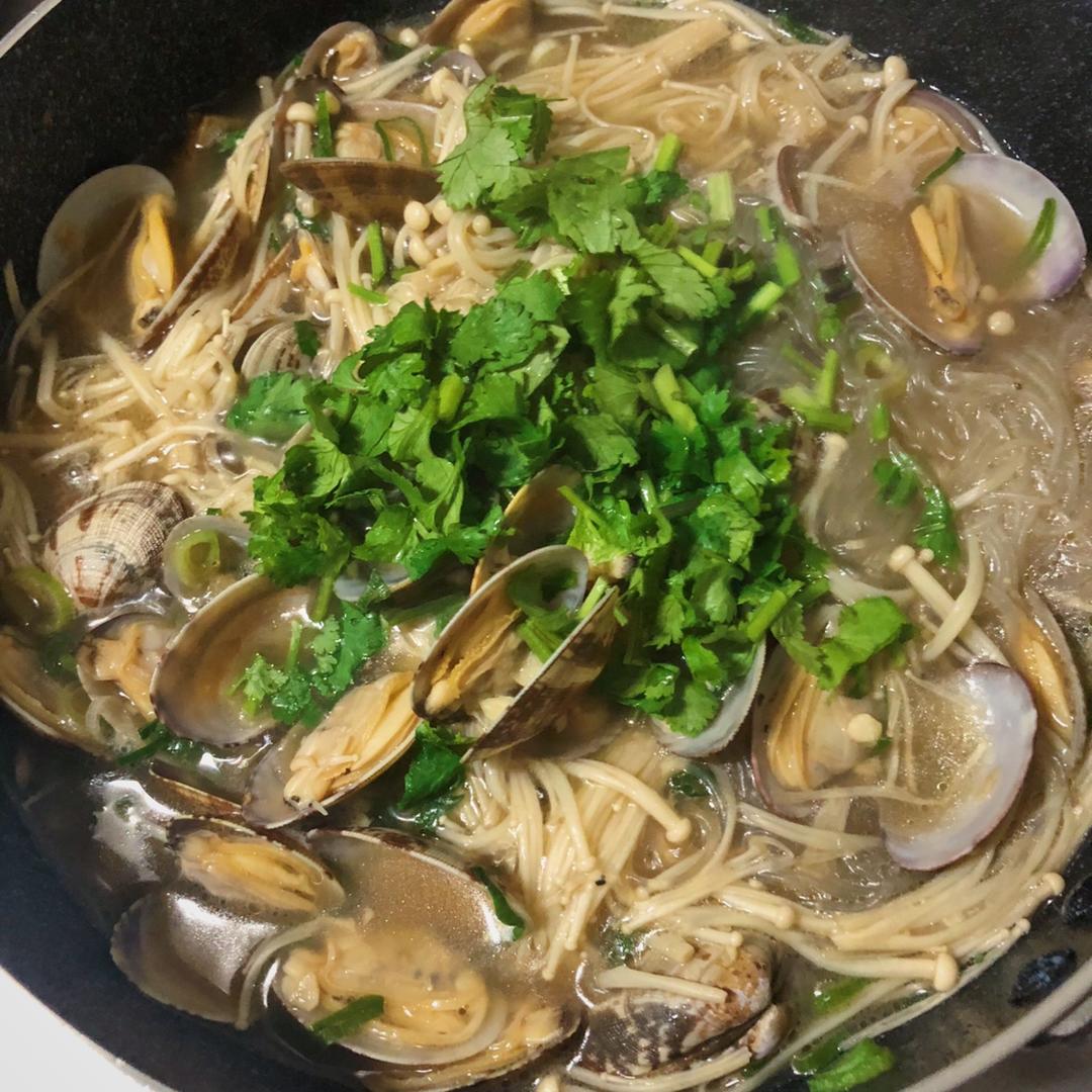 花甲粉丝金针菇