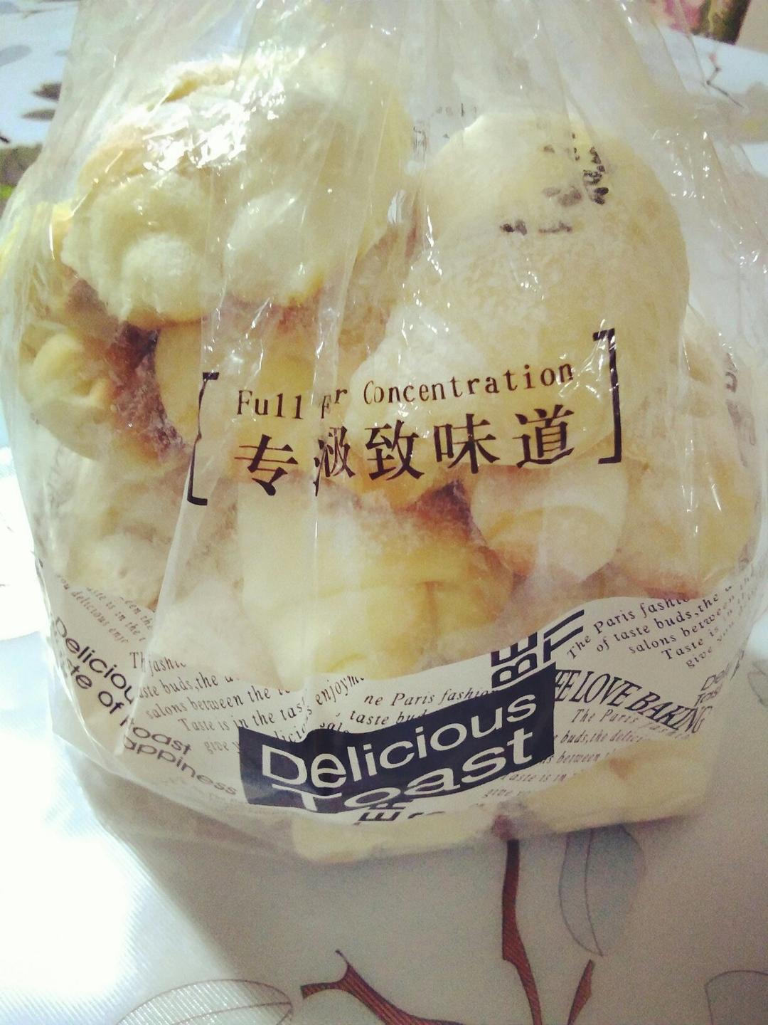 软到不知所措的牛奶卷面包
