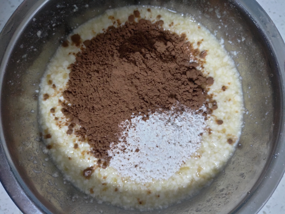 减脂小甜品——豆腐香蕉布朗尼～的做法 步骤3