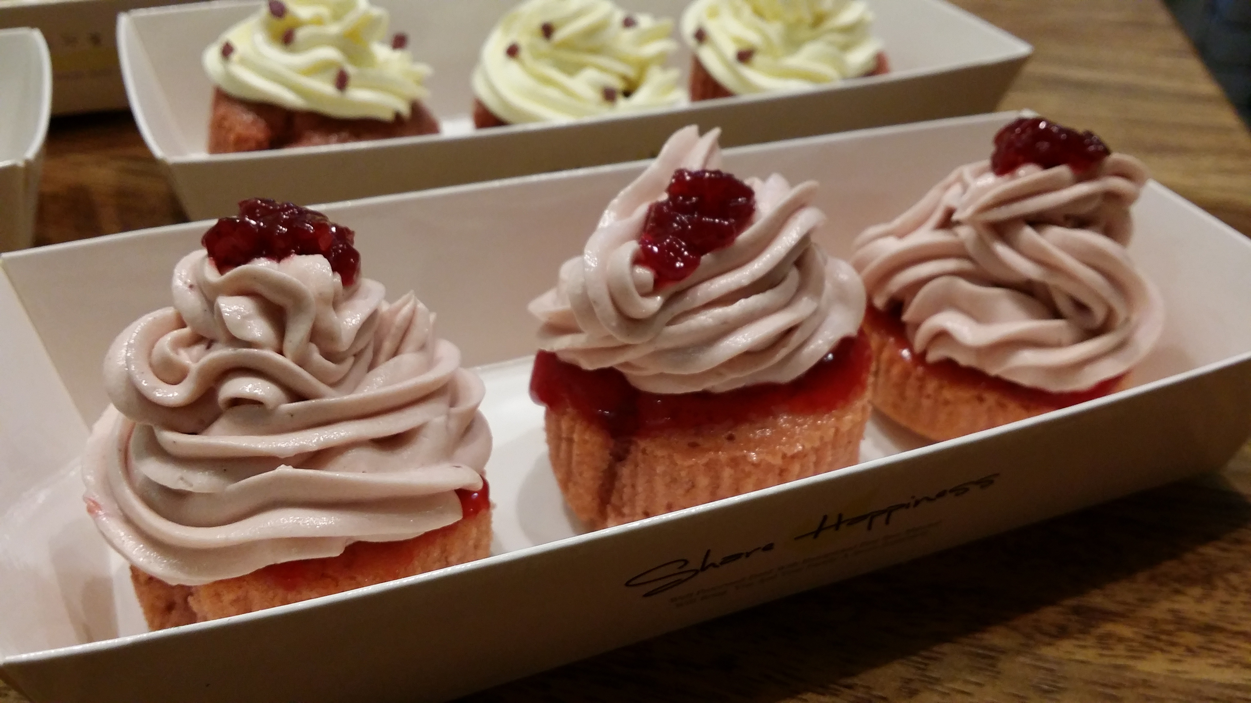 经典红丝绒杯子蛋糕（red velvet cupcake）