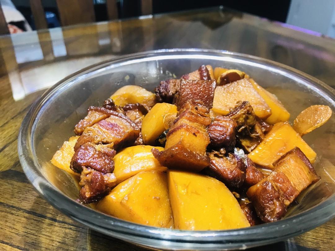 堂妈小厨——小土豆红烧肉