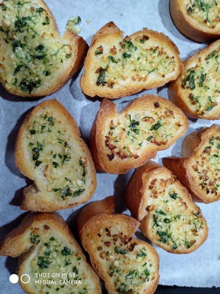 经典黄油蒜香烤法棍～Meggle阿尔卑斯山黄油试用报告