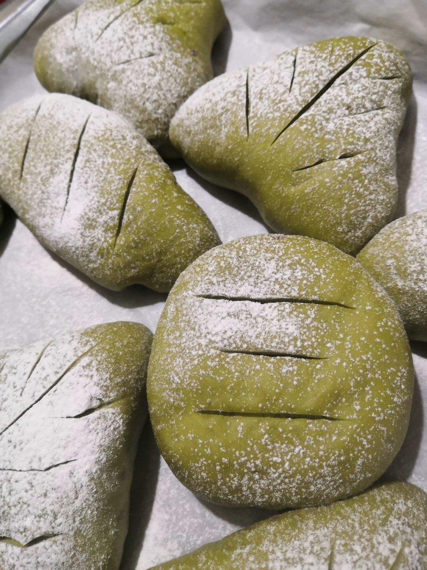 抹茶软欧（蜜豆奶酪馅）