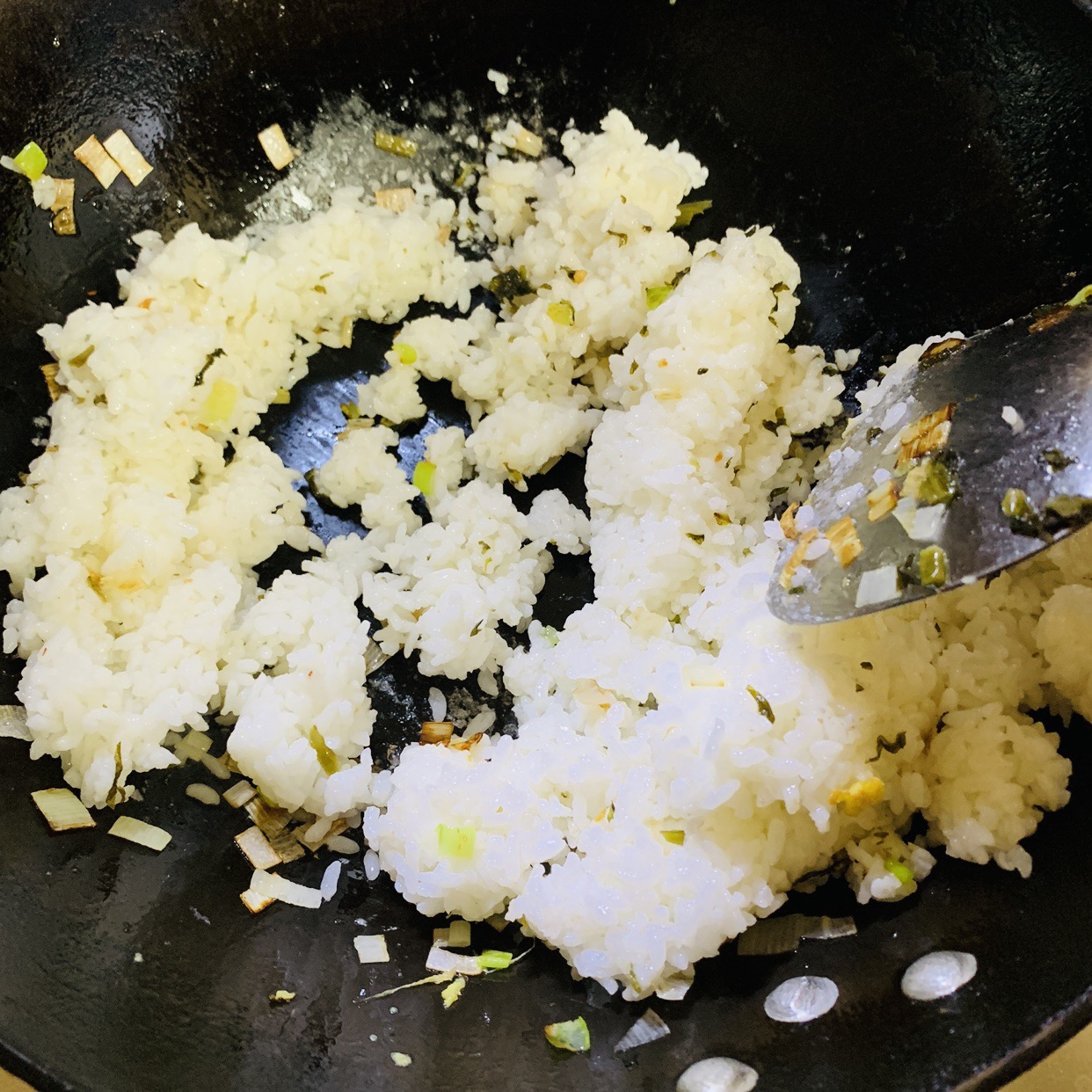 鸡蛋炒饭（肉末雪里蕻版）的做法 步骤6