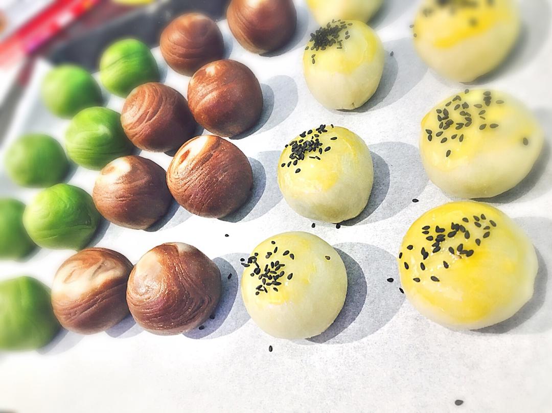 蛋黄酥~紫薯、抹茶、原味~花好月圆，中秋快乐~内附一次做六色蛋黄酥方法~