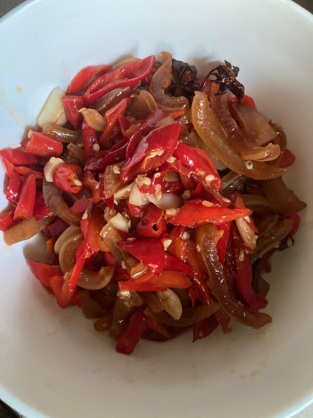 满满的胶原蛋白！牛蹄筋皮炒辣椒