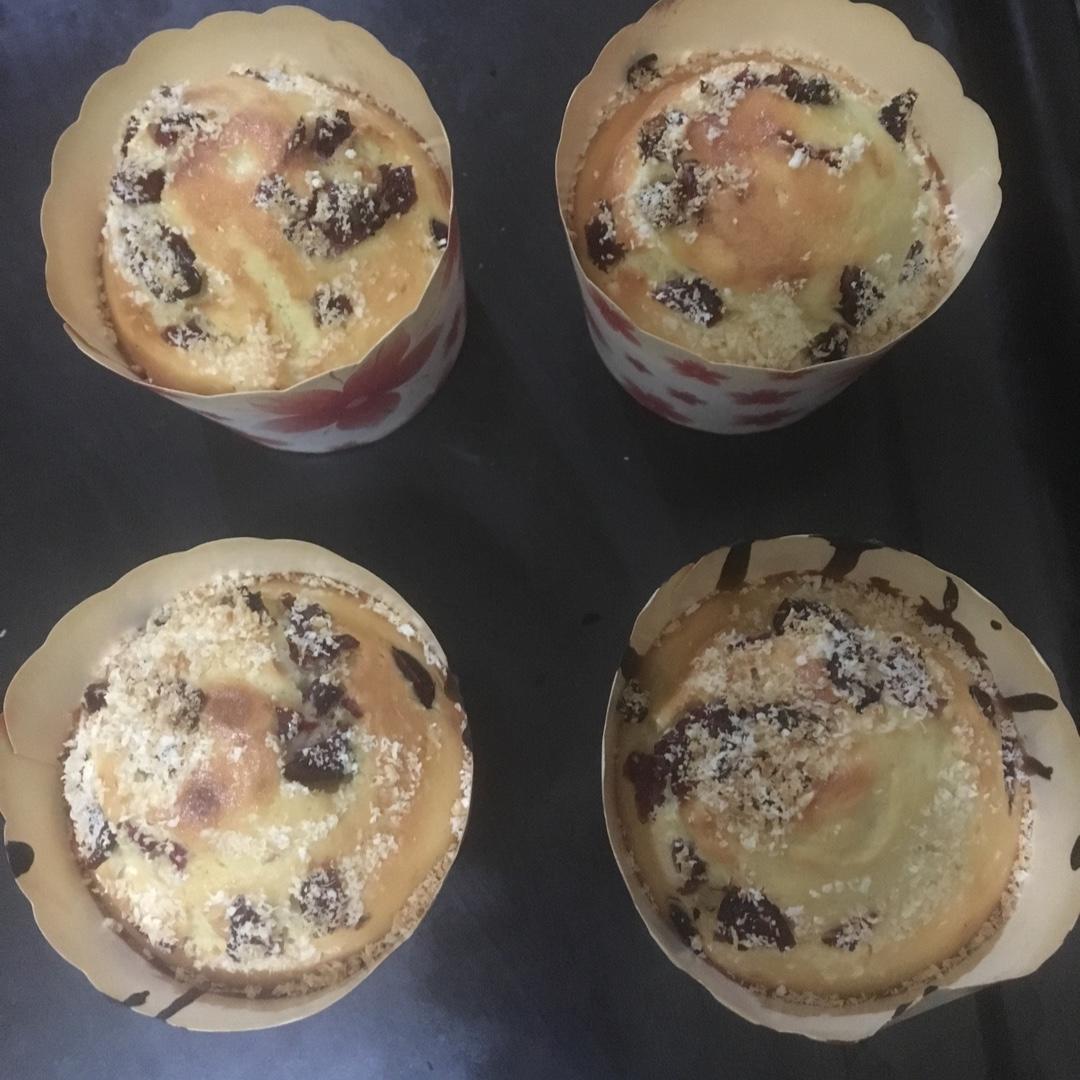 不会回缩的纸杯蛋糕--海氏烤箱定制