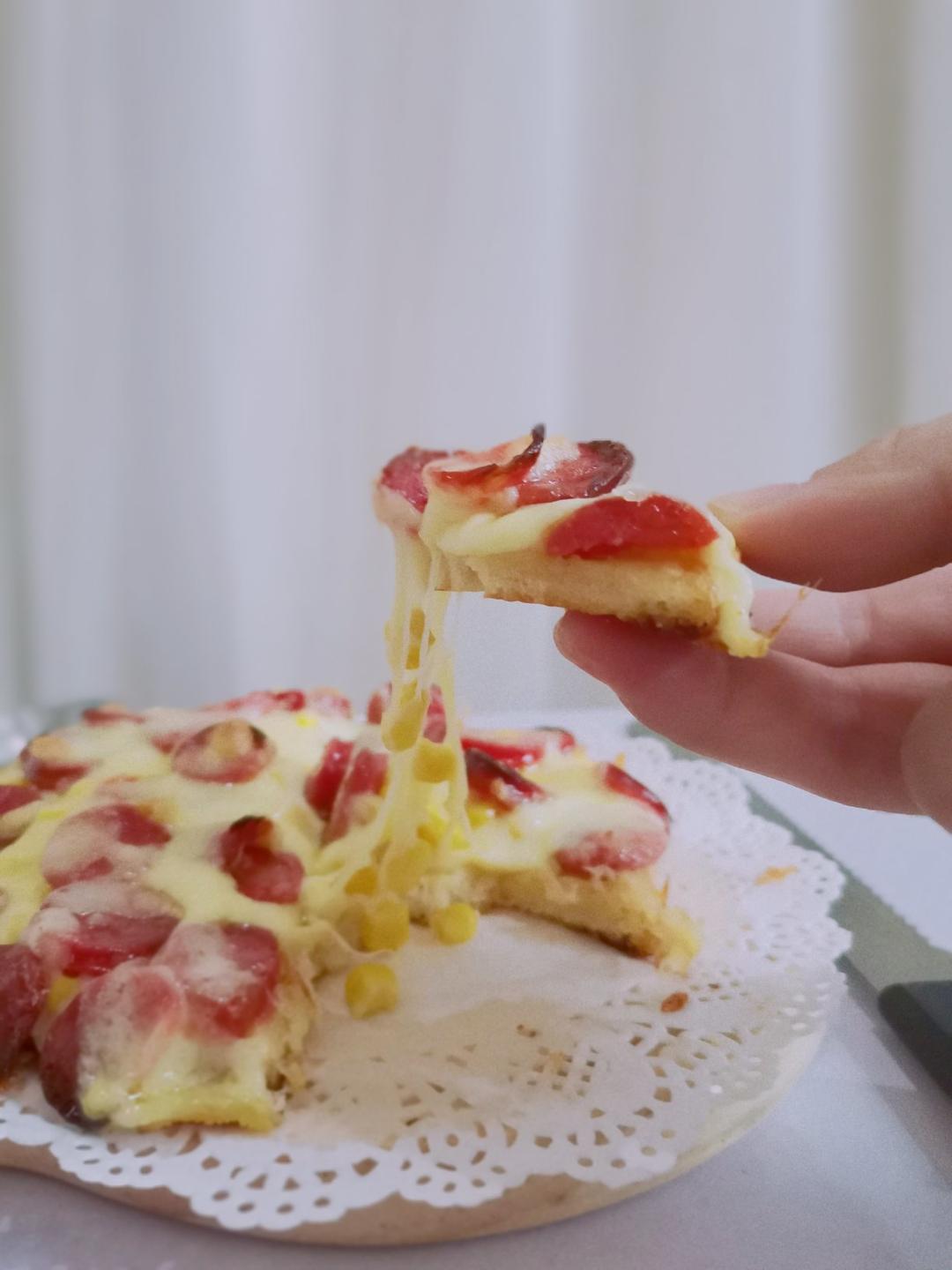 非常容易掌握的披萨做法，巨好吃的饼皮，重点：饼皮饼皮，简单pizza