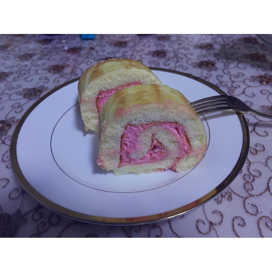 无油轻盈草莓蛋糕卷