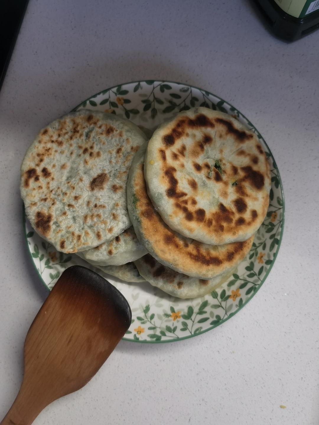 皮薄如纸的韭菜馅饼|免揉面法
