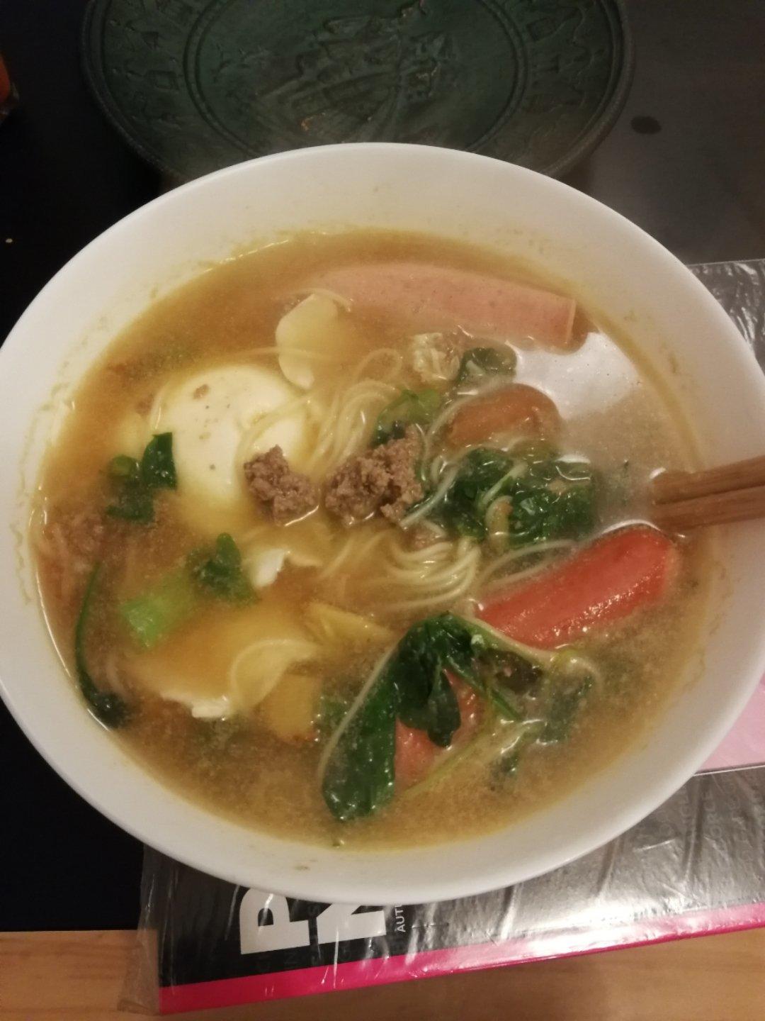 简单早饭西红柿鸡蛋挂面