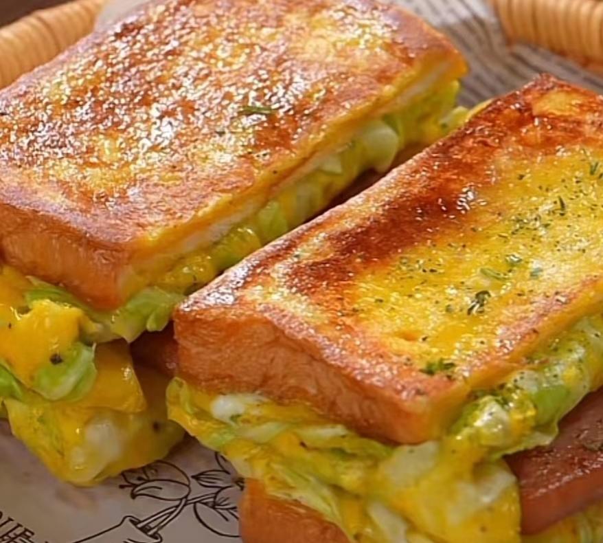 蔬菜吐司三明治的做法