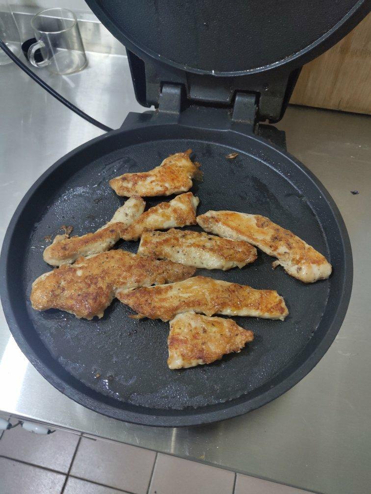 酷炫屌炸天好吃的煎鸡胸肉（香蒜蜂蜜煎鸡胸肉）