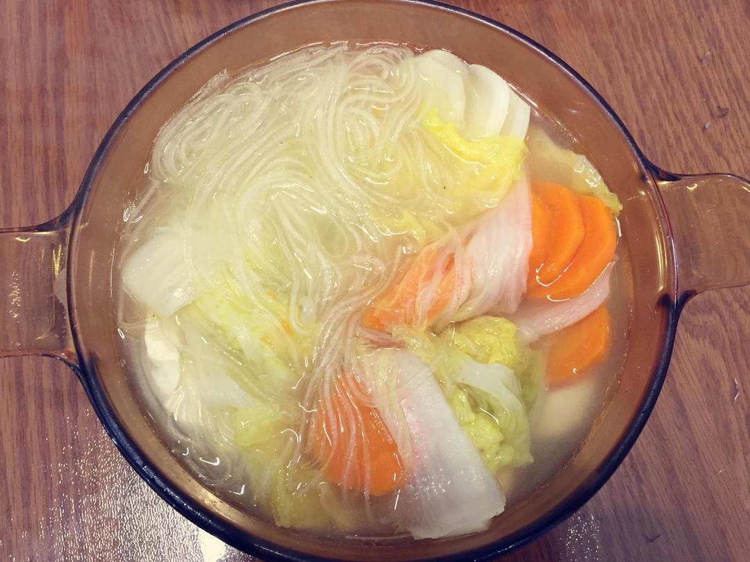 炖猪棒骨下篇之白菜豆腐骨汤煲