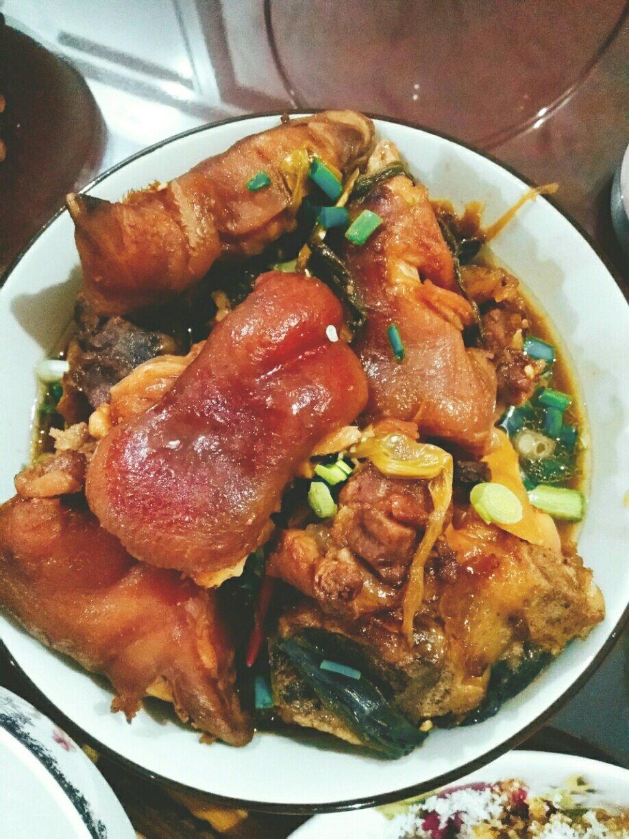 【电饭煲猪蹄】