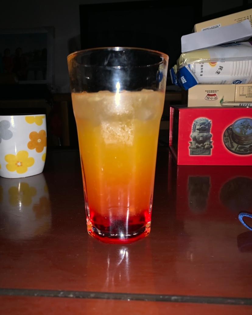 龙舌兰日出鸡尾酒