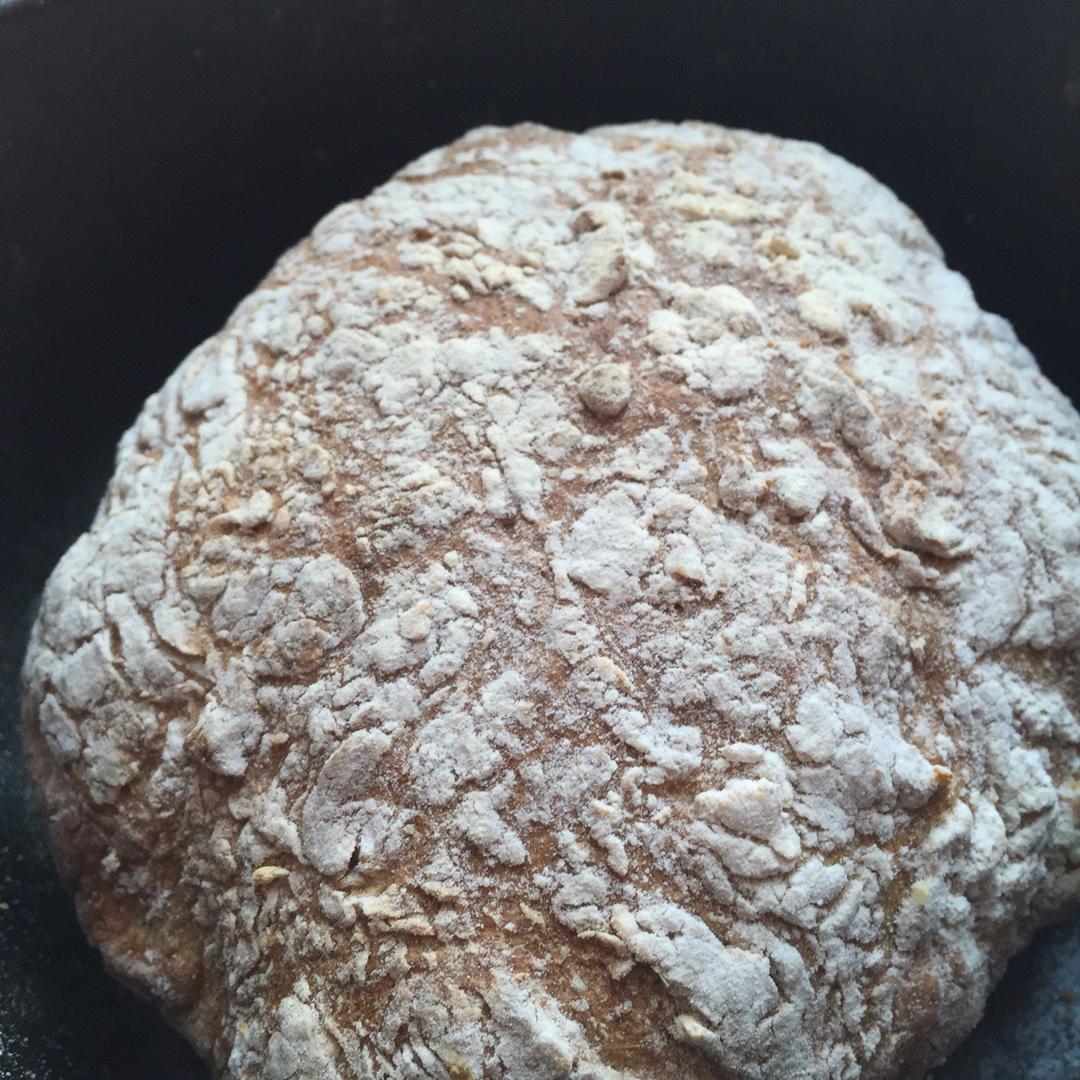 健康黑芝麻面包（免揉）