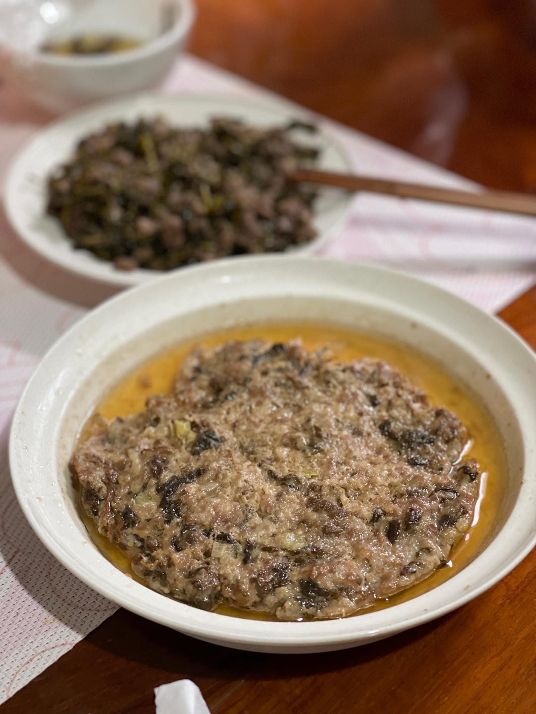 要申请添饭
的梅菜蒸肉饼