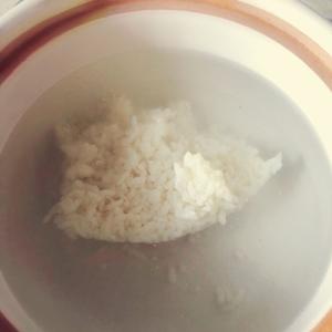剩米饭做的超级米酒的做法 步骤1