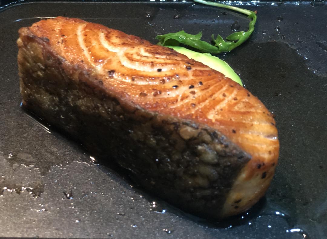 香煎三文鱼的做法