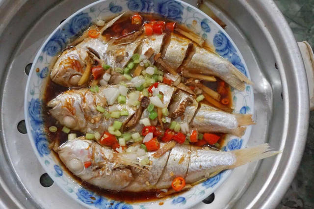 阿yeon做的黄翅鱼酱油水