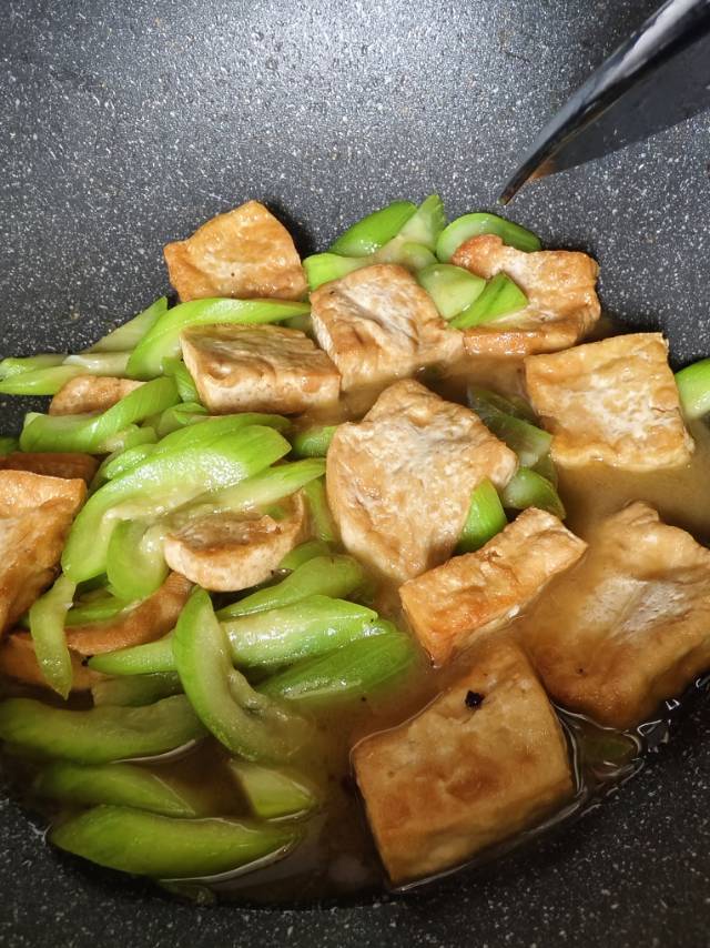 丝瓜烧豆腐