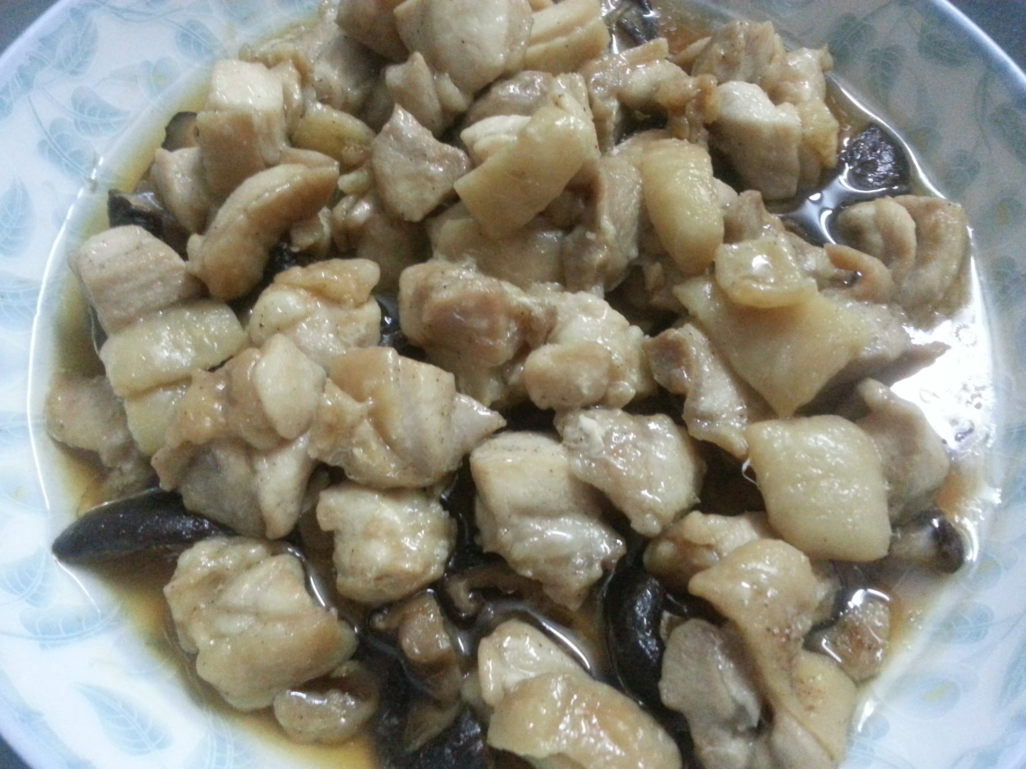 香菇蒸鸡腿肉