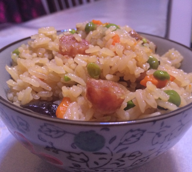 电饭锅版香菇腊肠饭