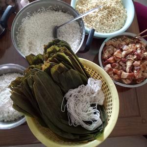 飘香咸肉粽（有包法）的做法 步骤1