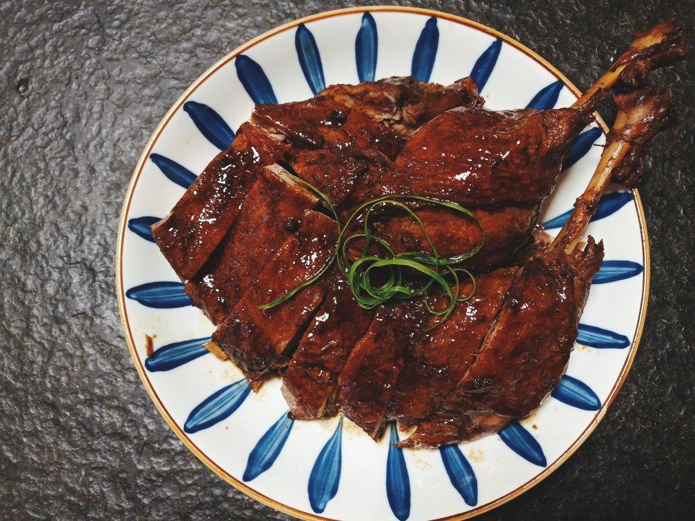 卤鸭腿