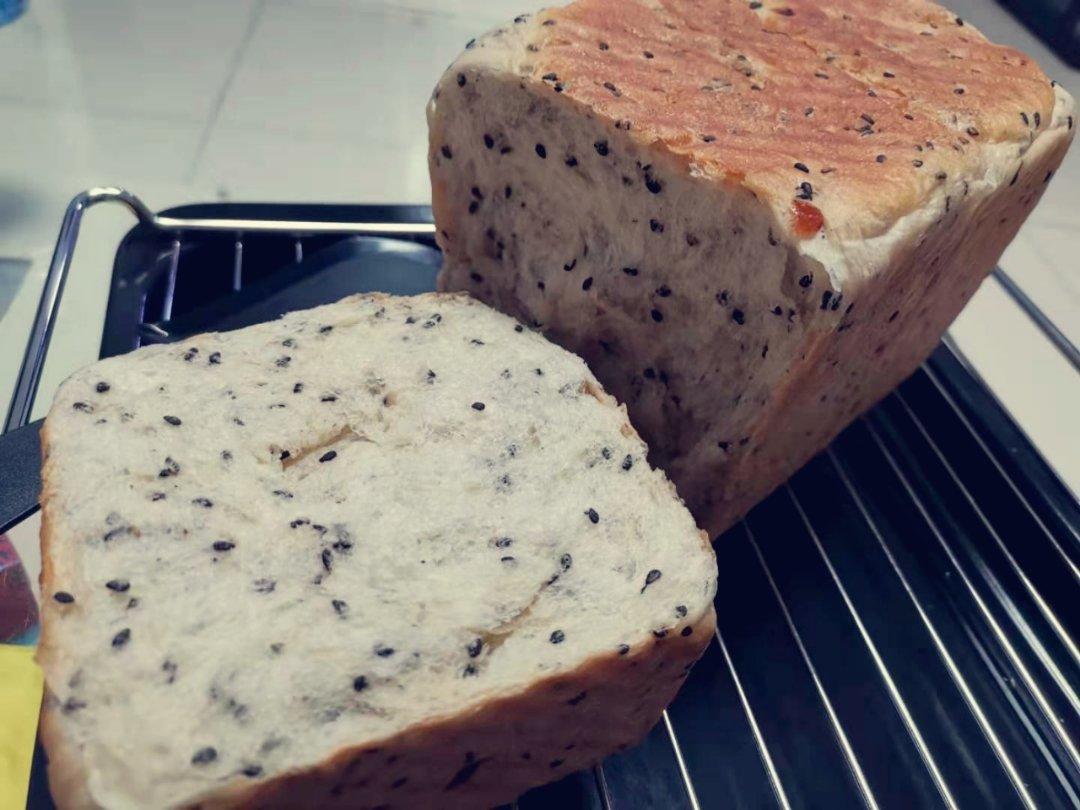 金大旺的黑芝麻吐司