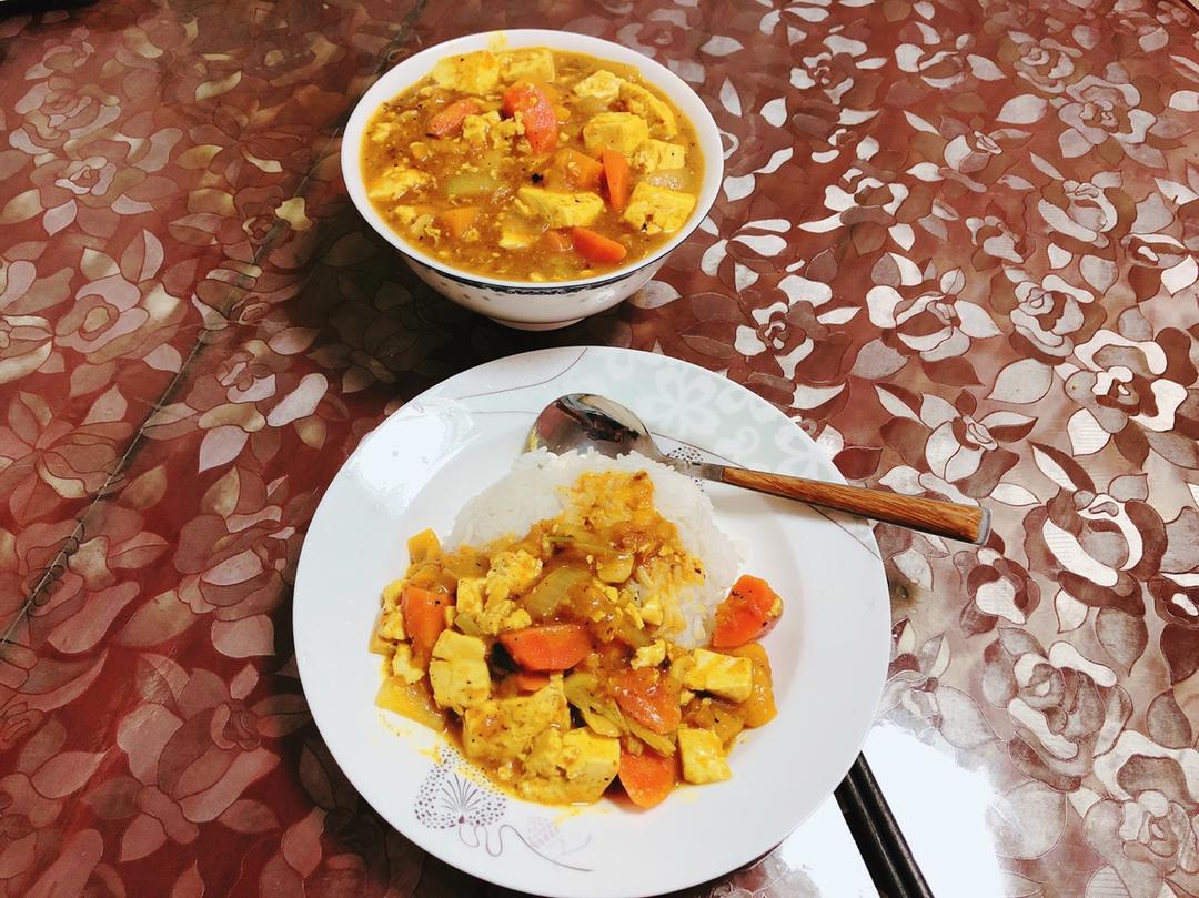 日式南瓜咖喱豆腐饭：如何均衡饮食，避免走极端？