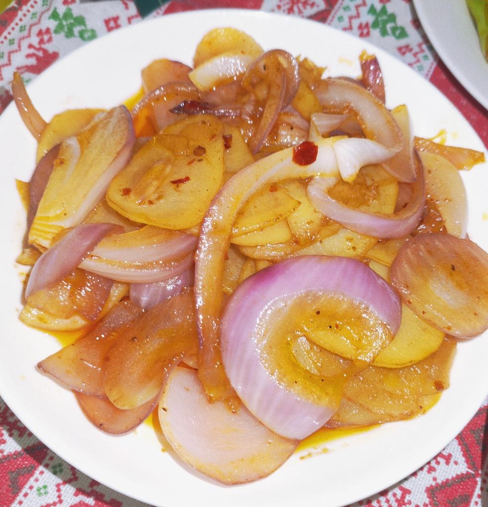 香喷喷的洋葱土豆片