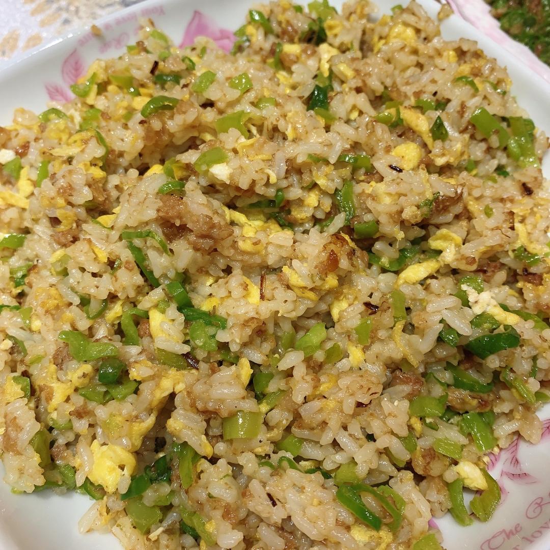vianblackdream做的独家青椒肉末蛋炒饭怎么炒都好吃