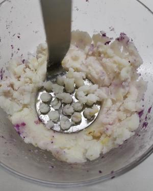 无油低糖，想想都流口水的山药紫薯仙豆糕的做法 步骤1