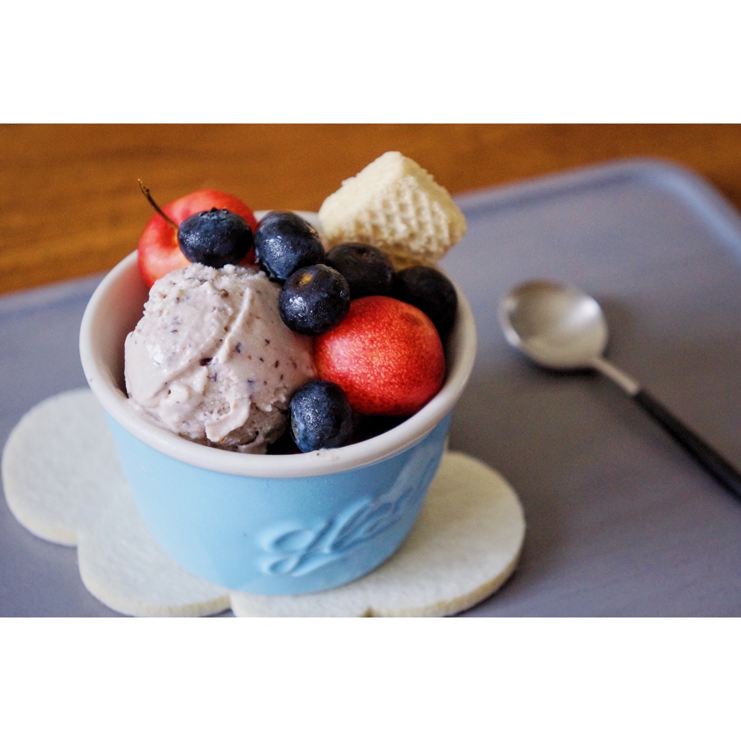 既好看又有趣的时光做的蓝莓优格冰淇淋(福田淳子版本)