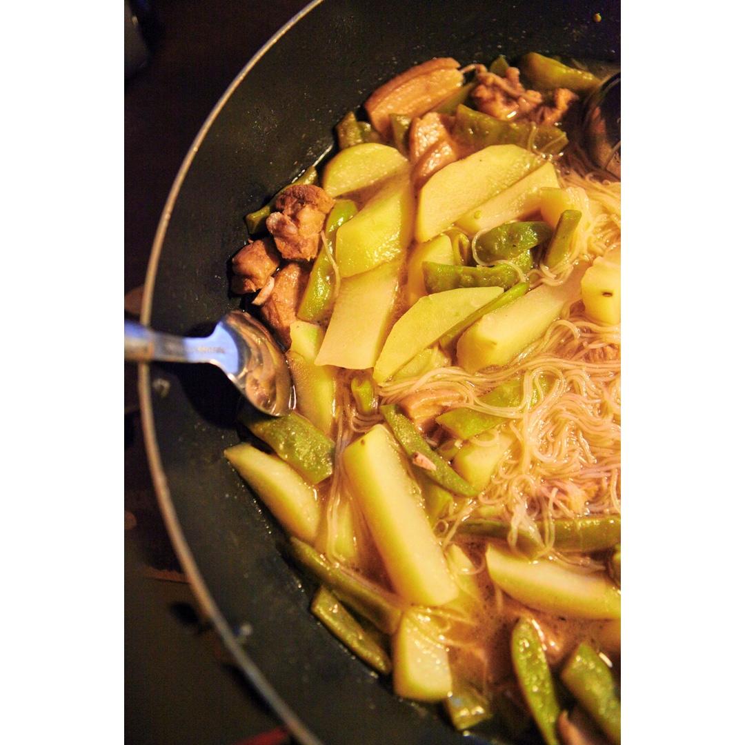 土豆芸豆五花肉