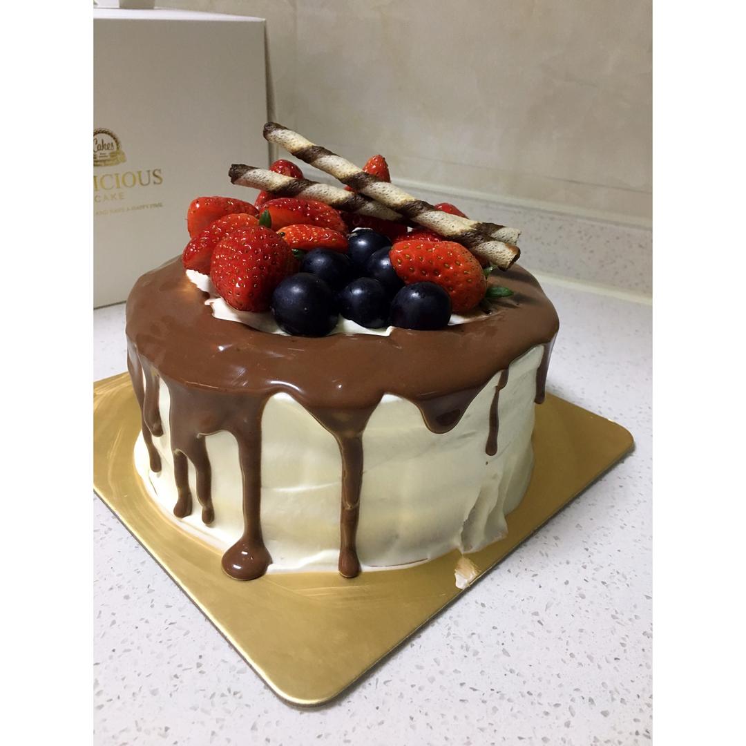 蛋糕淋面之一：甘那许淋面（详细解答淋面太稠的问题）