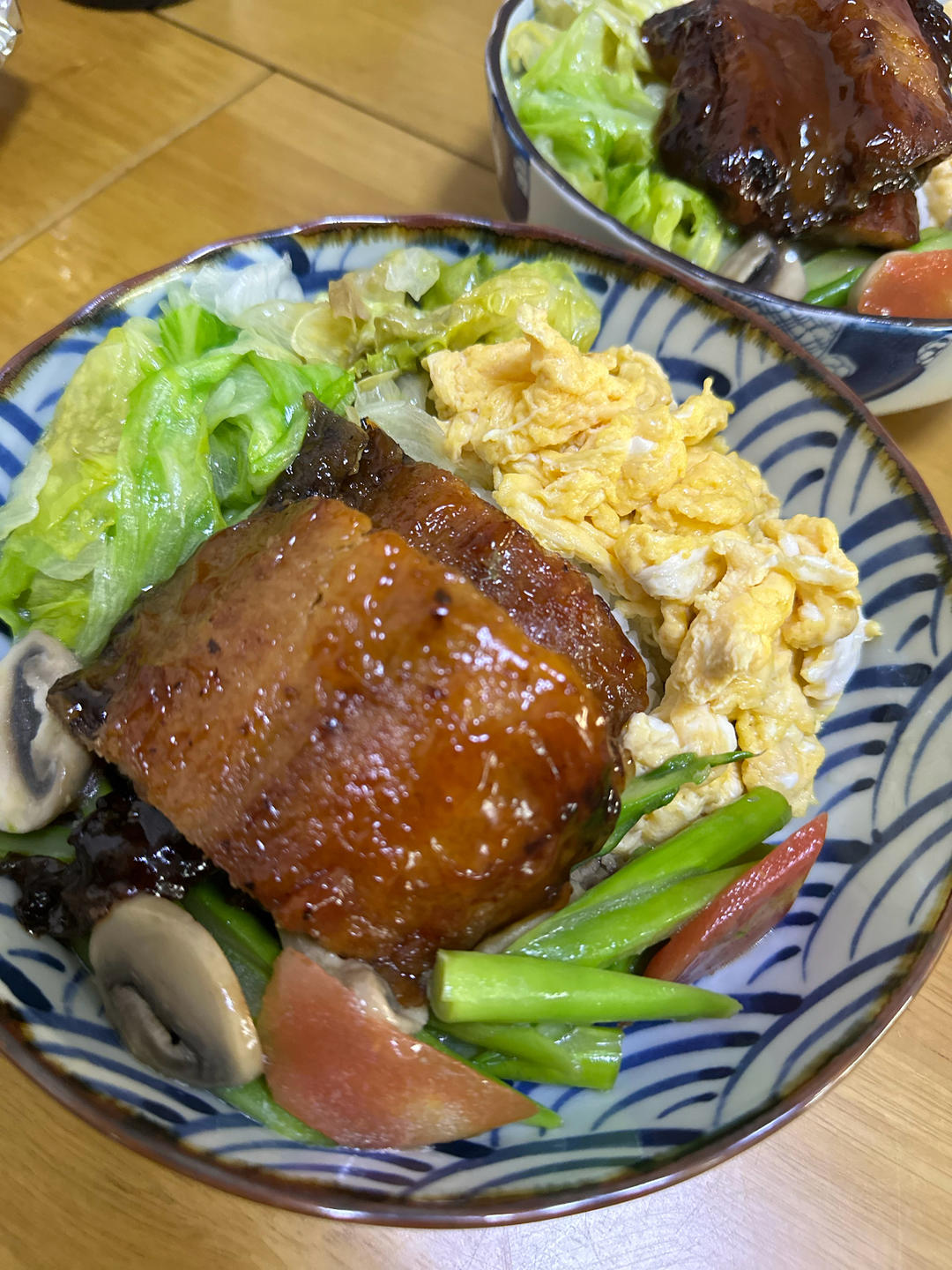 双层鳗鱼饭
