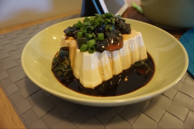 凉拌皮蛋豆腐