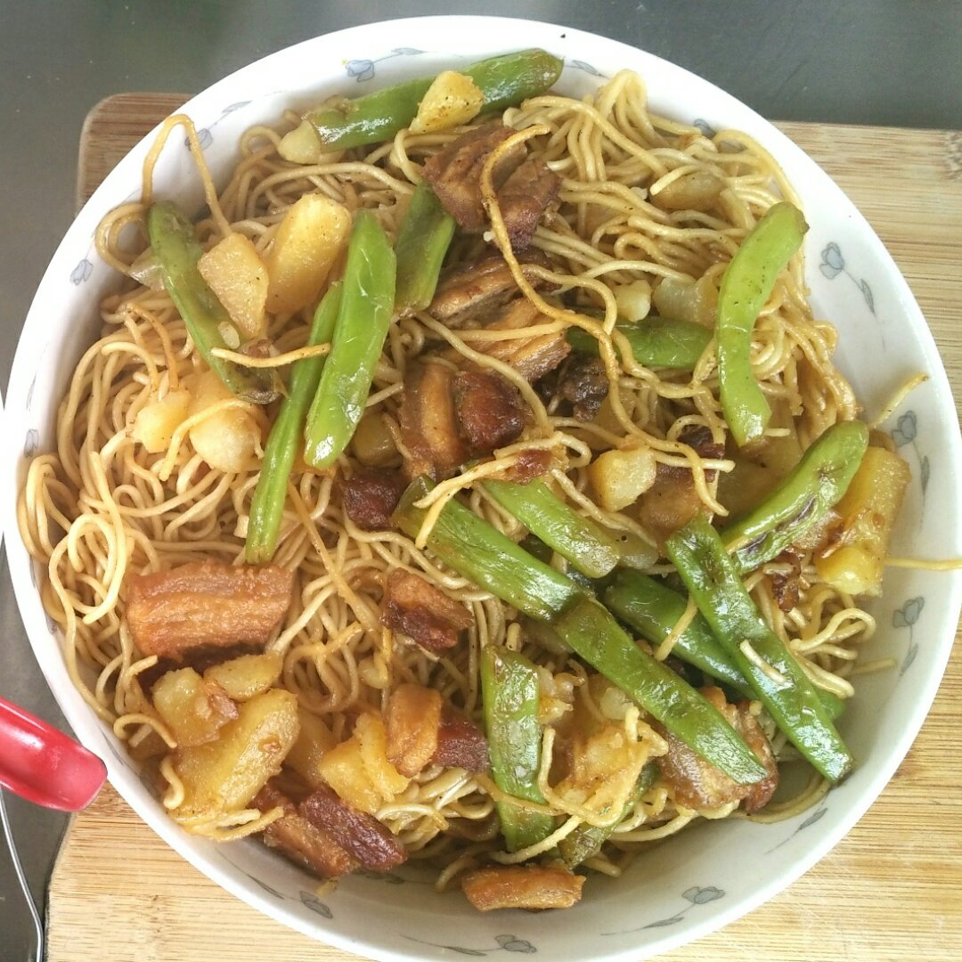 豆角焖面