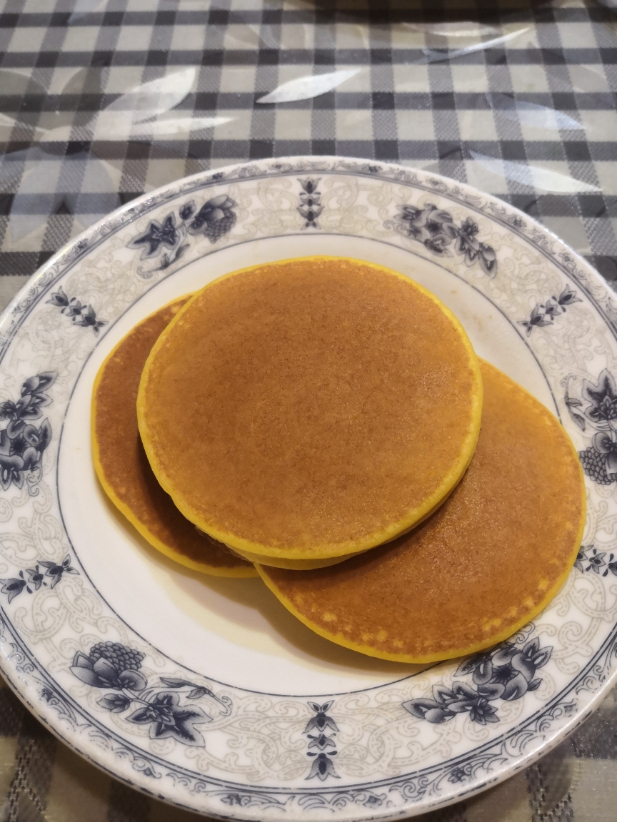 淡味鸡蛋玉米饼的做法 步骤4