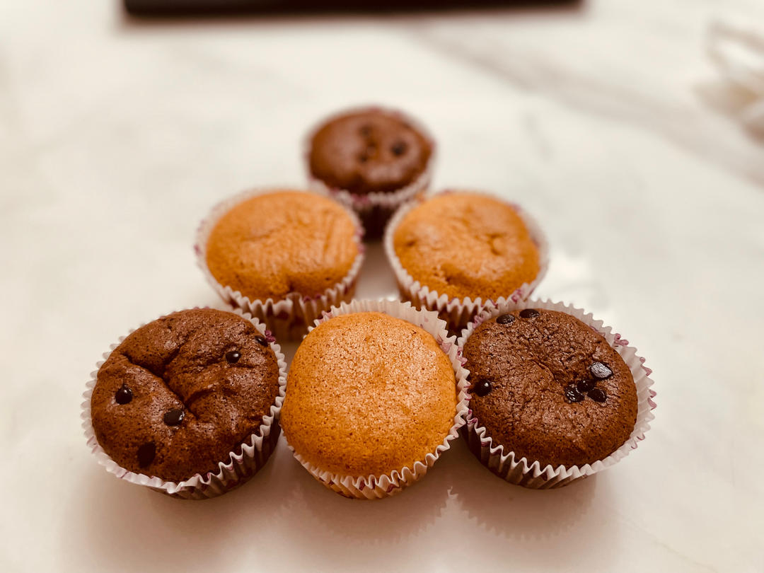 多种口味奶油杯子蛋糕