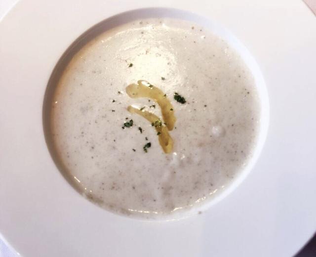 法式奶油蘑菇汤的做法