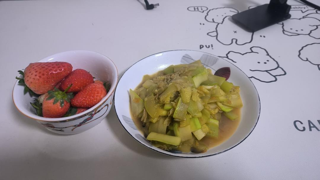 虾皮清炒西葫芦