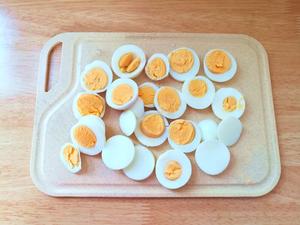 鸡蛋这样做，吃过还想吃的！香辣金钱蛋|马克西姆不粘锅的做法 步骤3