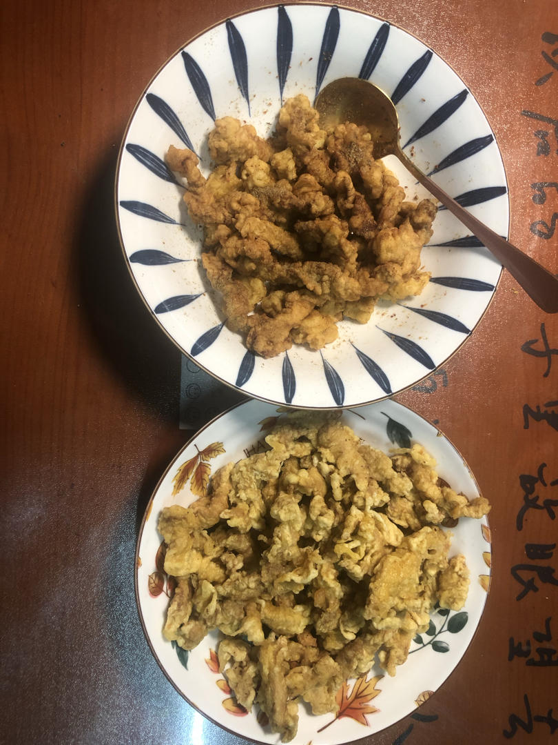 椒盐鸡胸小酥肉