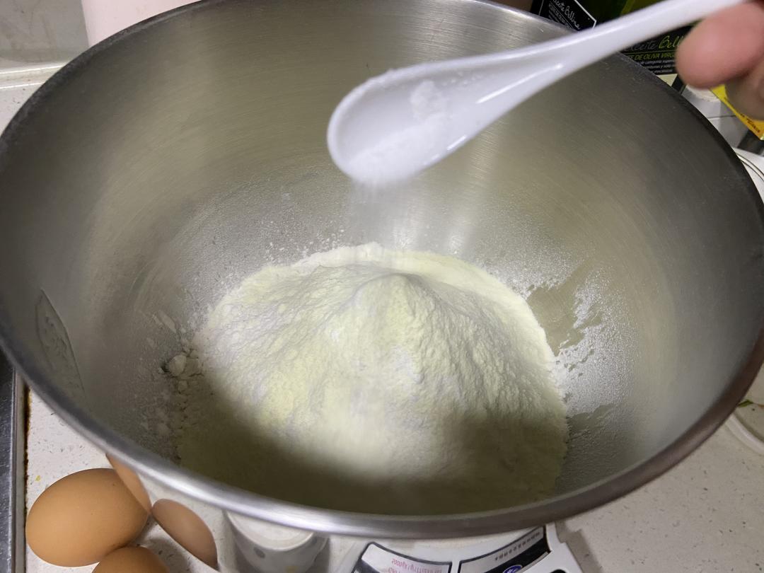 纯奶手撕吐司的做法 步骤1