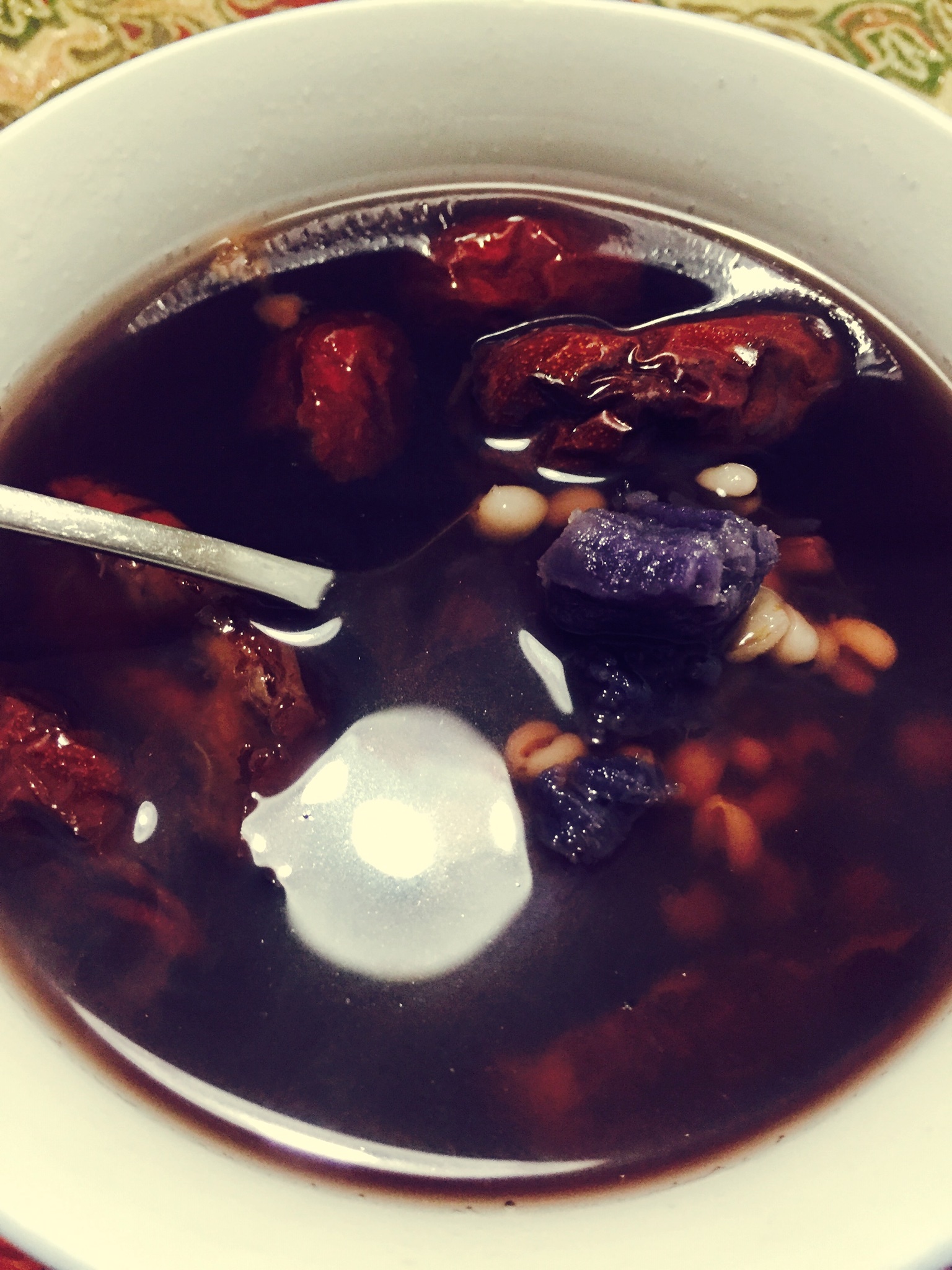 红豆薏仁紫薯红枣粥【冬日暖身必备】的做法
